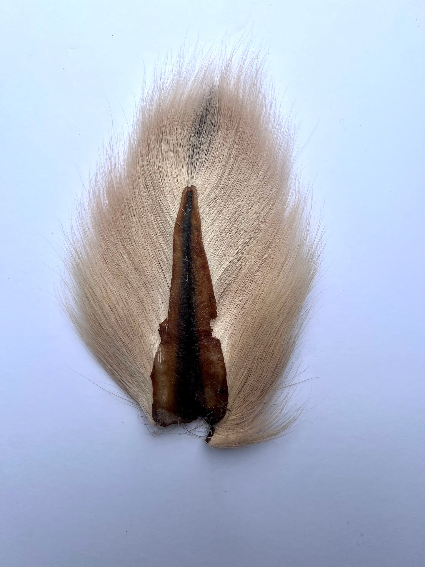 Large Bucktail Khaki